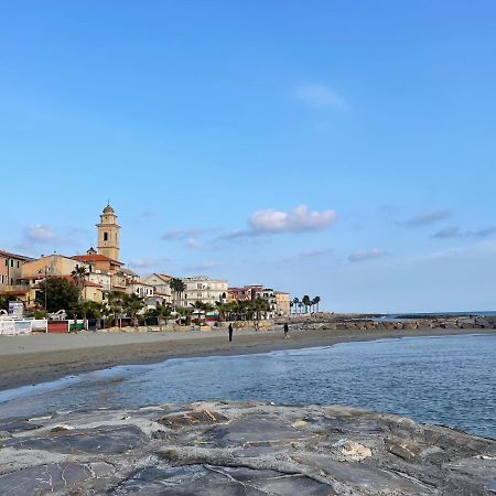 Bistrot Del Mare Apartment Santo Stefano al Mare Ngoại thất bức ảnh