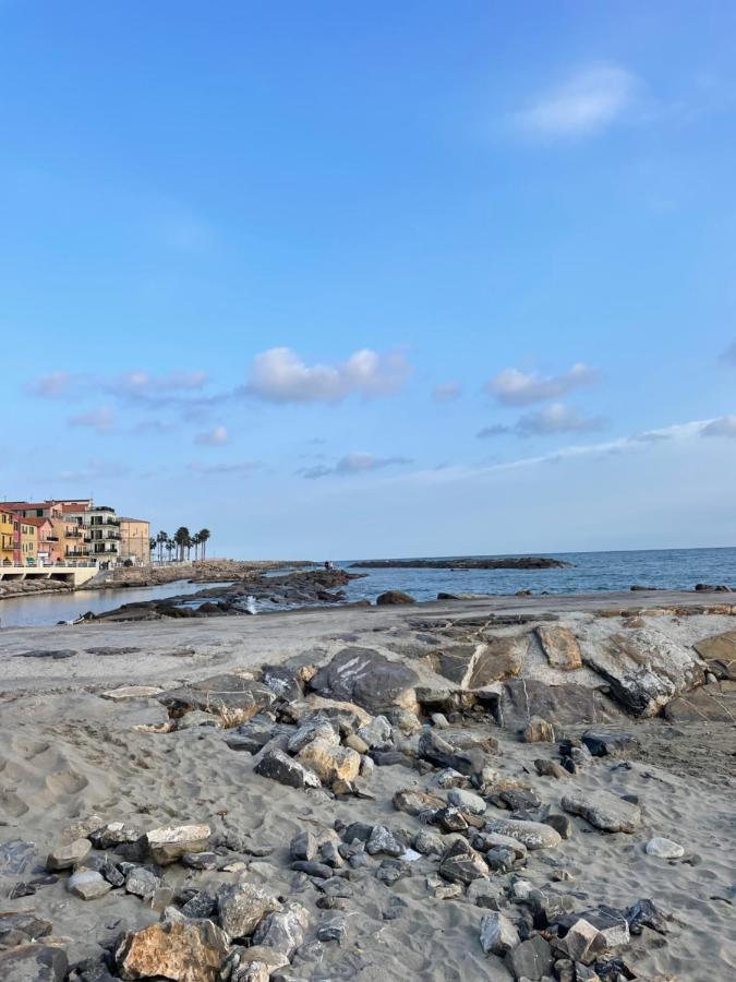 Bistrot Del Mare Apartment Santo Stefano al Mare Ngoại thất bức ảnh