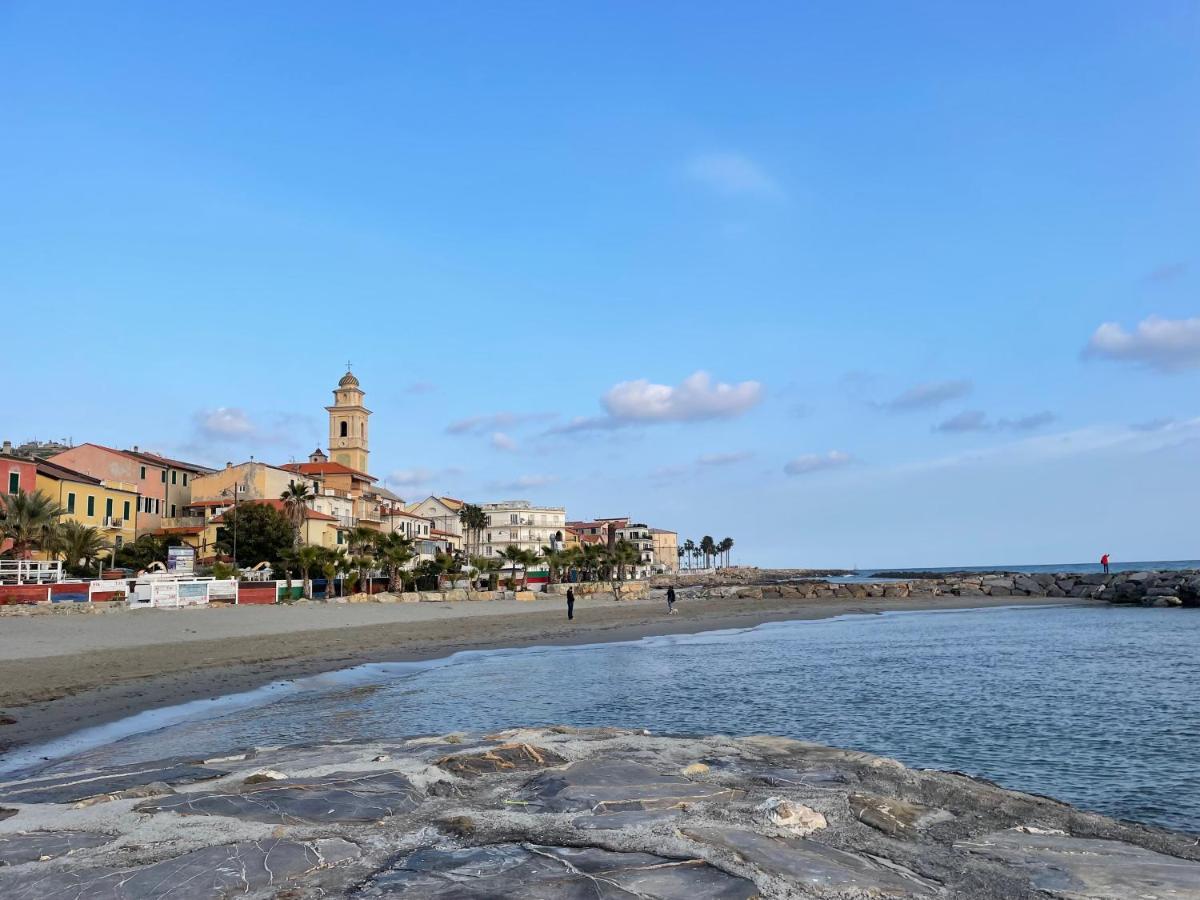 Bistrot Del Mare Apartment Santo Stefano al Mare Ngoại thất bức ảnh